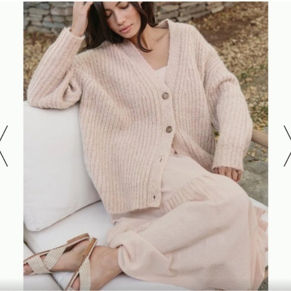 Jenni Kayne Sweaters - JENNI KAYNE Cocoon Cardigan Taupe Oversized